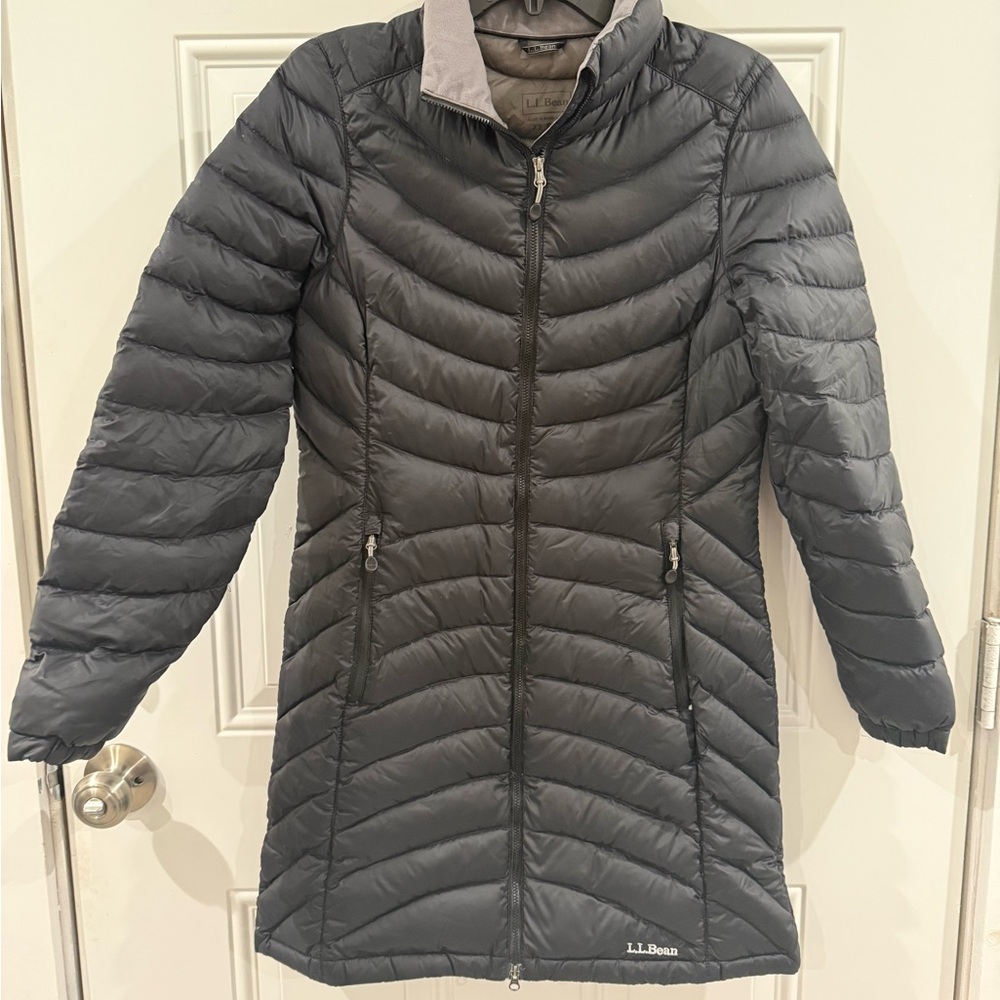L.L. Bean Women's Black XS ultralight weight Quilted Jacket